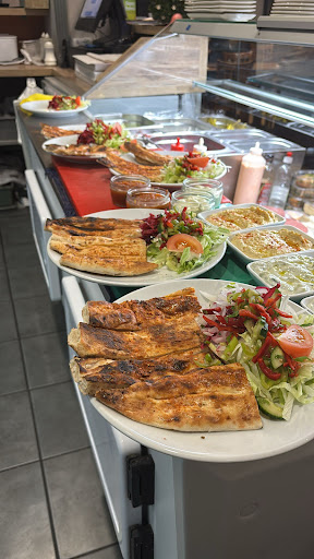 Photo of Ollie's Kebab Lingfield - 33-35 High St, Lingfield RH7 6AA